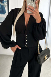 Helena Bluse mit V-Ausschnitt und Ballonärmeln und Knopfleiste